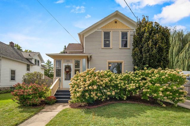 315 VAN STREET, Neenah, WI 54956