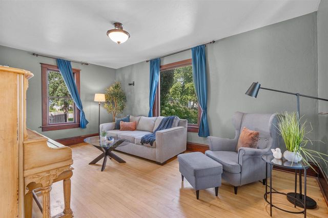 315 VAN STREET, Neenah, WI 54956