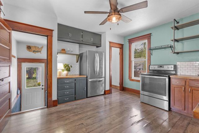 315 VAN STREET, Neenah, WI 54956