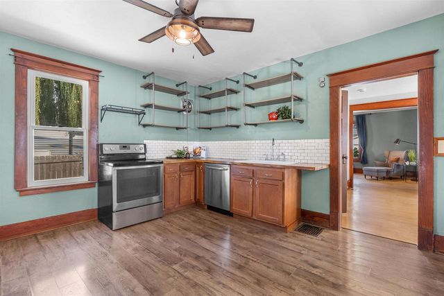 315 VAN STREET, Neenah, WI 54956