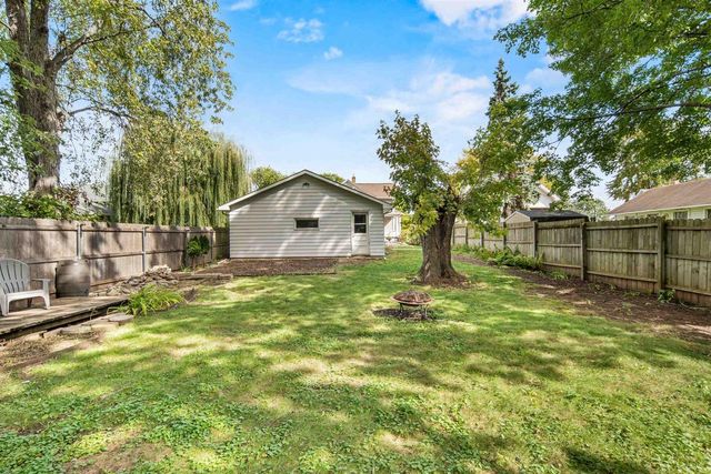 315 VAN STREET, Neenah, WI 54956