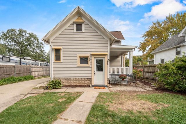 315 VAN STREET, Neenah, WI 54956