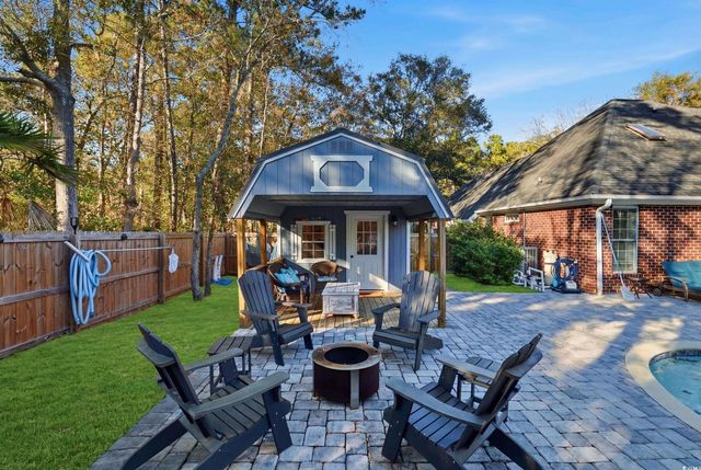 1203 Crooked Oak Dr., Pawleys Island, SC 29585