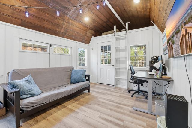 1203 Crooked Oak Dr., Pawleys Island, SC 29585