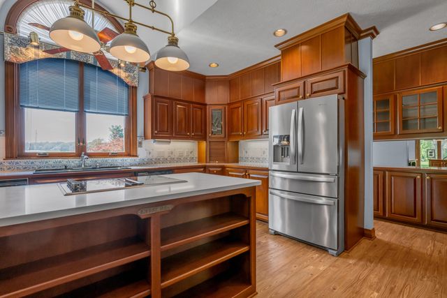 2019 Newtown Pike, Georgetown, KY 40324
