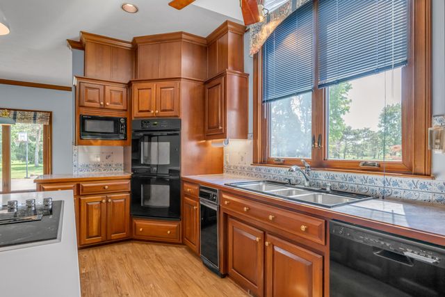 2019 Newtown Pike, Georgetown, KY 40324