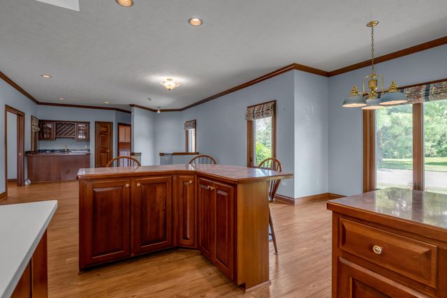 2019 Newtown Pike, Georgetown, KY 40324