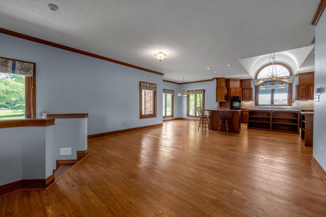 2019 Newtown Pike, Georgetown, KY 40324