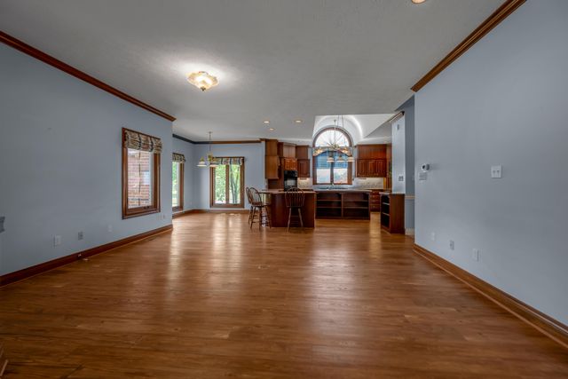 2019 Newtown Pike, Georgetown, KY 40324
