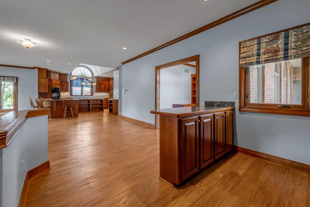 2019 Newtown Pike, Georgetown, KY 40324