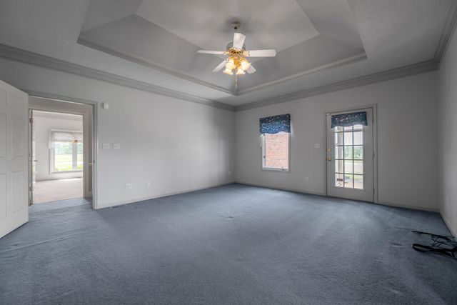 2019 Newtown Pike, Georgetown, KY 40324