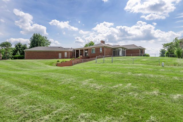 2019 Newtown Pike, Georgetown, KY 40324