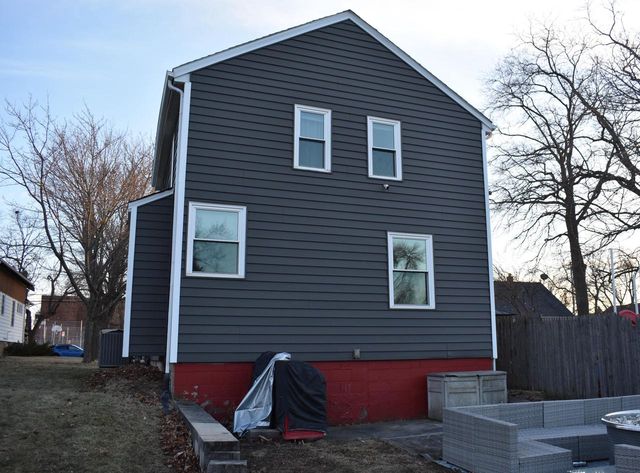 452 E Bolivar AVENUE, Milwaukee, WI 53207