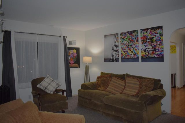 452 E Bolivar AVENUE, Milwaukee, WI 53207