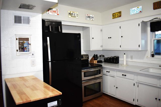 452 E Bolivar AVENUE, Milwaukee, WI 53207