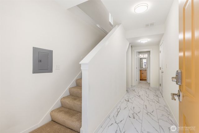6625 SW 198th Place, Lynnwood, WA 98036