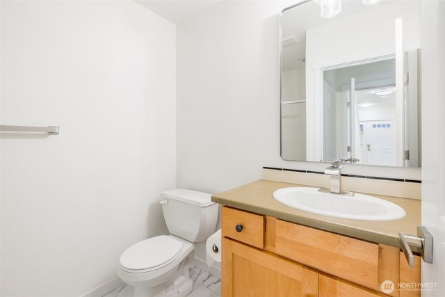 6625 SW 198th Place, Lynnwood, WA 98036