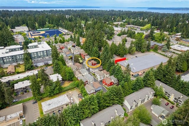 6625 SW 198th Place, Lynnwood, WA 98036