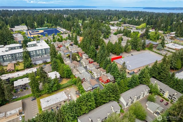 6625 SW 198th Place, Lynnwood, WA 98036