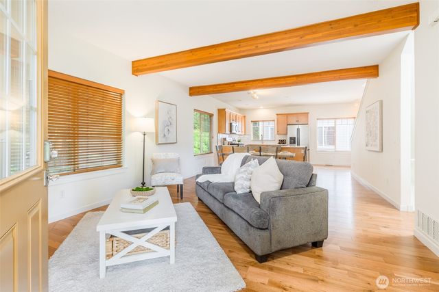 6625 SW 198th Place, Lynnwood, WA 98036