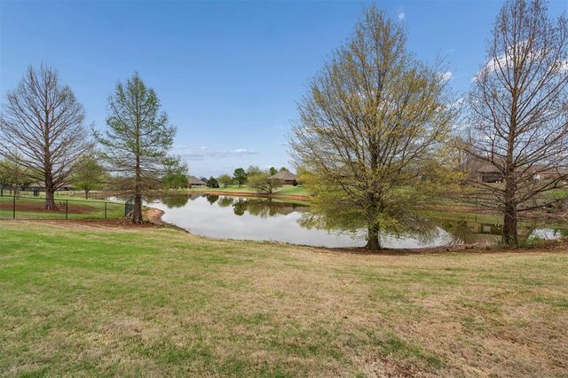4098 Stonebrook Drive, Norman, OK 73072