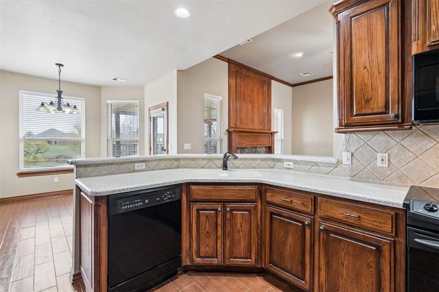 4098 Stonebrook Drive, Norman, OK 73072