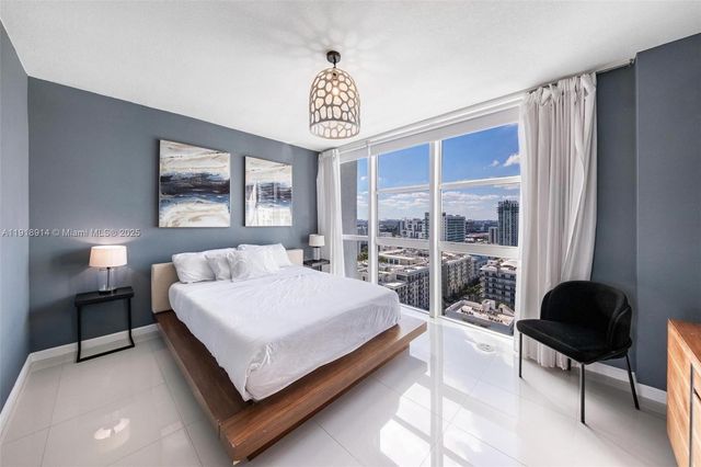 665 NE 25th St 1805, Miami, FL 33137