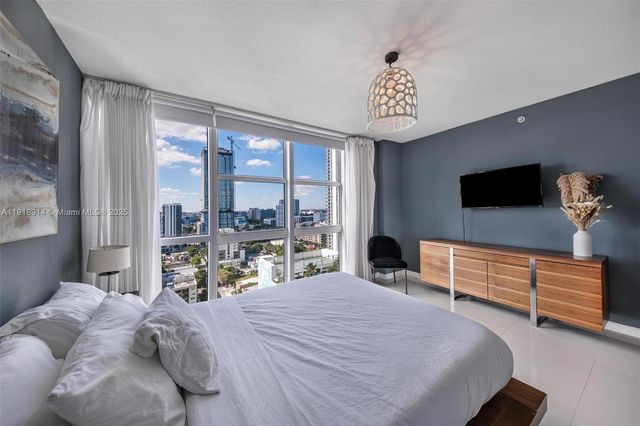 665 NE 25th St 1805, Miami, FL 33137