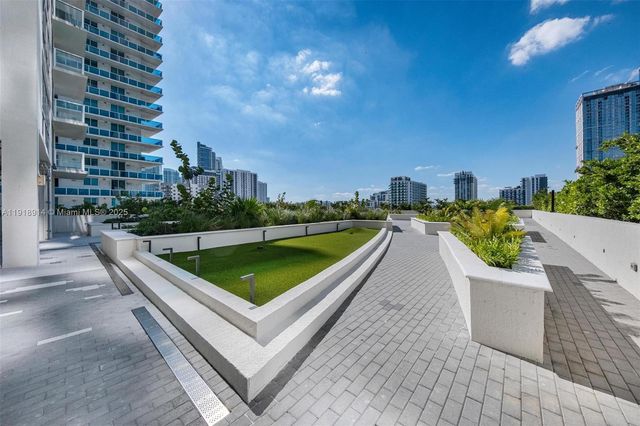 665 NE 25th St 1805, Miami, FL 33137