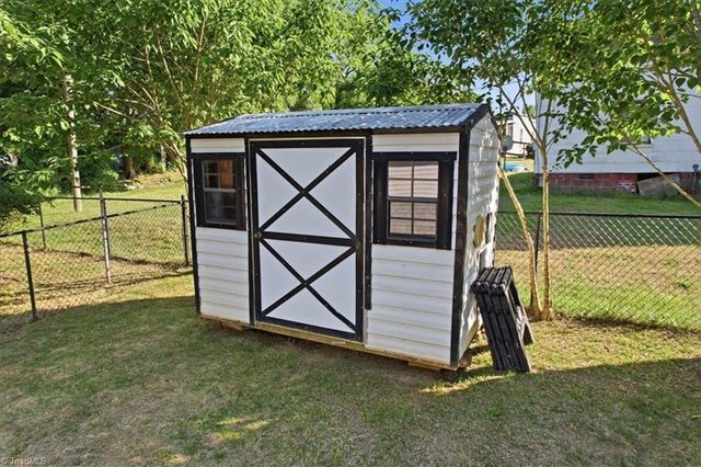 1253 Carolina Street, Graham, NC 27253