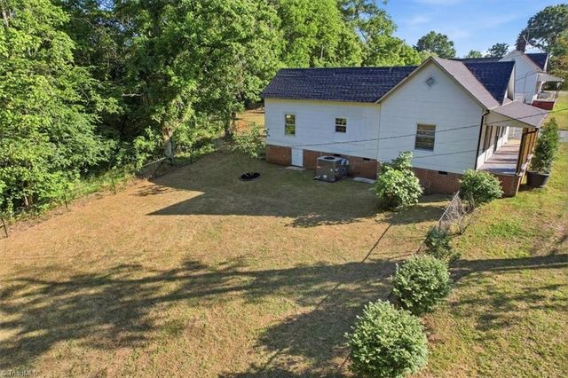 1253 Carolina Street, Graham, NC 27253
