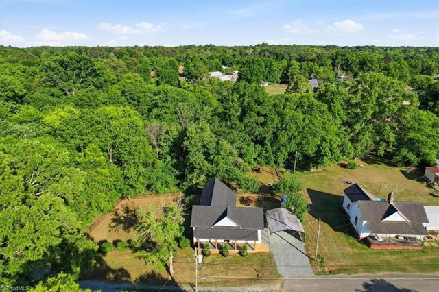 1253 Carolina Street, Graham, NC 27253