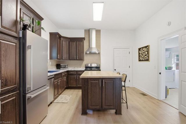 1253 Carolina Street, Graham, NC 27253