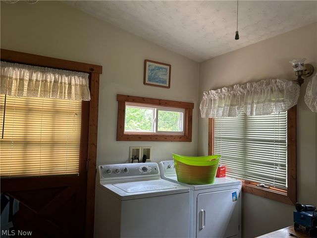 4200 Apple Pie Ridge Road, Wellsburg, WV 26070