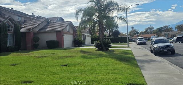 2633 W Loma Vista Drive, Rialto, CA 92377