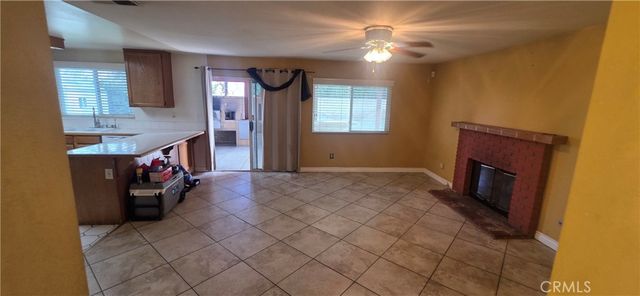 2633 W Loma Vista Drive, Rialto, CA 92377