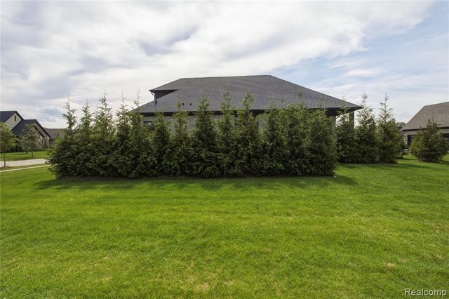 850 Marlayna Drive, Oxford, MI 48371
