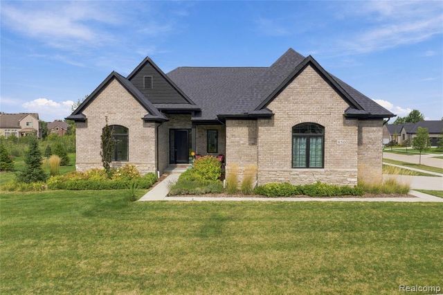 850 Marlayna Drive, Oxford, MI 48371
