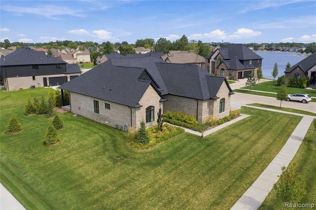 850 Marlayna Drive, Oxford, MI 48371