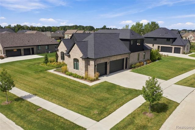 850 Marlayna Drive, Oxford, MI 48371