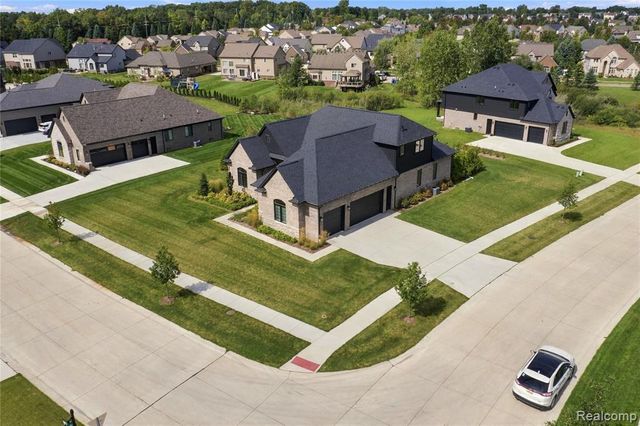 850 Marlayna Drive, Oxford, MI 48371