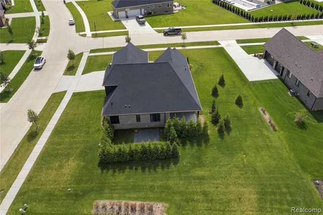 850 Marlayna Drive, Oxford, MI 48371