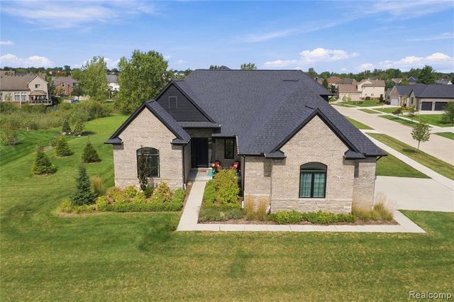 850 Marlayna Drive, Oxford, MI 48371