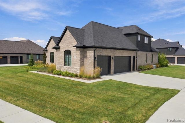 850 Marlayna Drive, Oxford, MI 48371