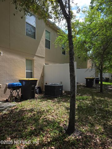7070 ST IVES Court, Jacksonville, FL 32244