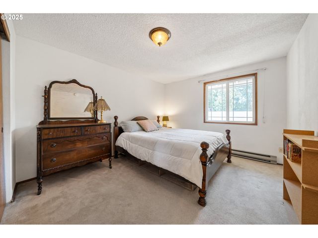 29700 Sw COURTSIDE Dr 40, Wilsonville, OR 97070