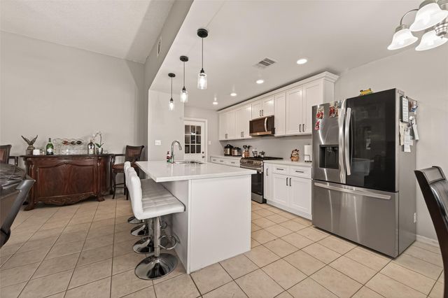 635 Coolwood Drive, Houston, TX 77013