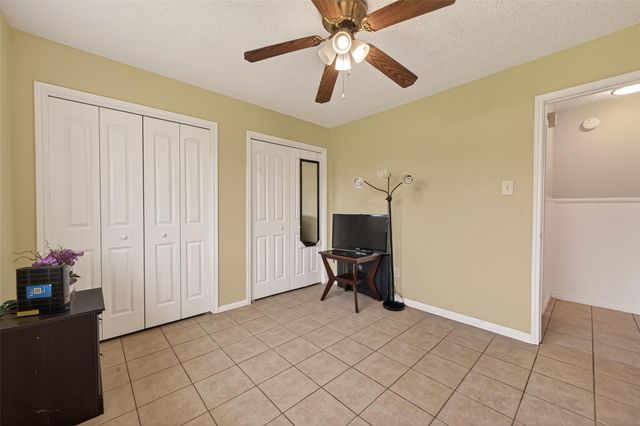 635 Coolwood Drive, Houston, TX 77013