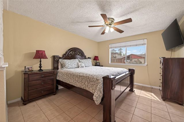 635 Coolwood Drive, Houston, TX 77013