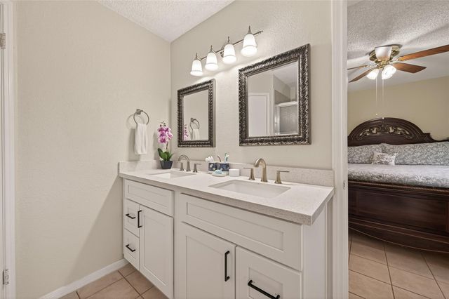 635 Coolwood Drive, Houston, TX 77013